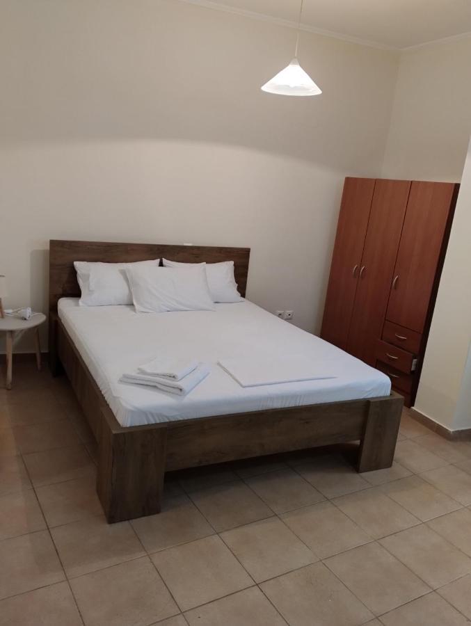 διατίθεται γκαρσονιέρα Apartment Kalamata